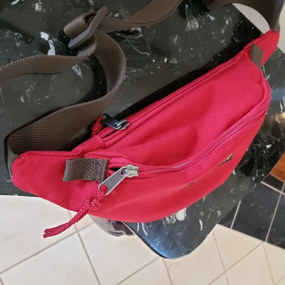 Napapijri Fanny Pack - Picture 2 of 2